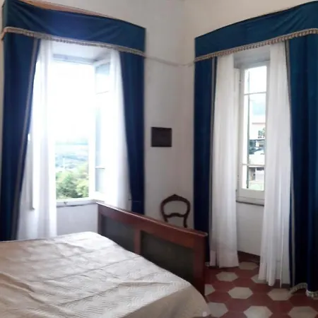 Apartment Ampio Appartamento Storico